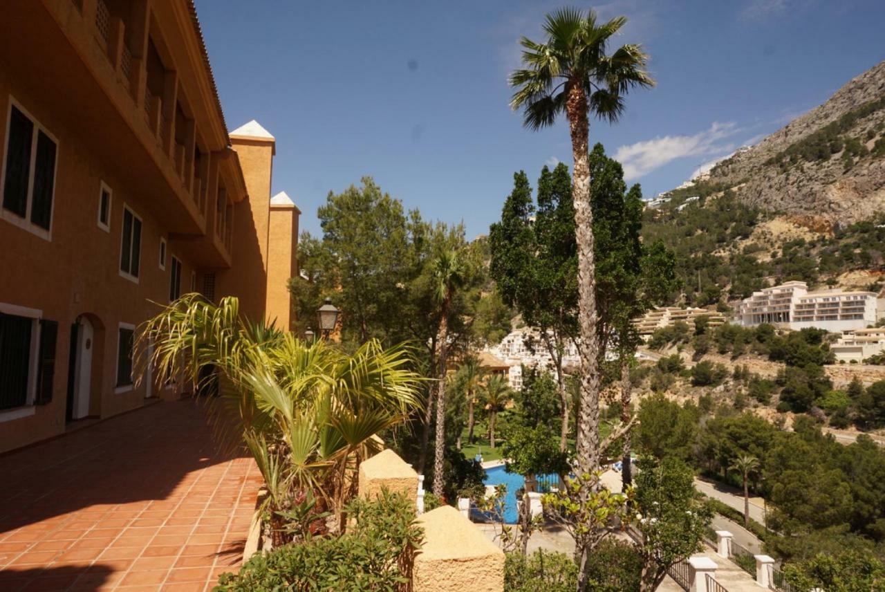 Apartamento Mascarat Vistas Al Mar Altea Bagian luar foto